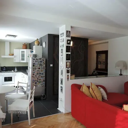 Apartman Maria Апартаменты